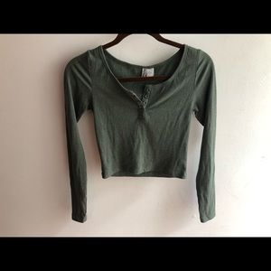 H&M Henley button crop top **